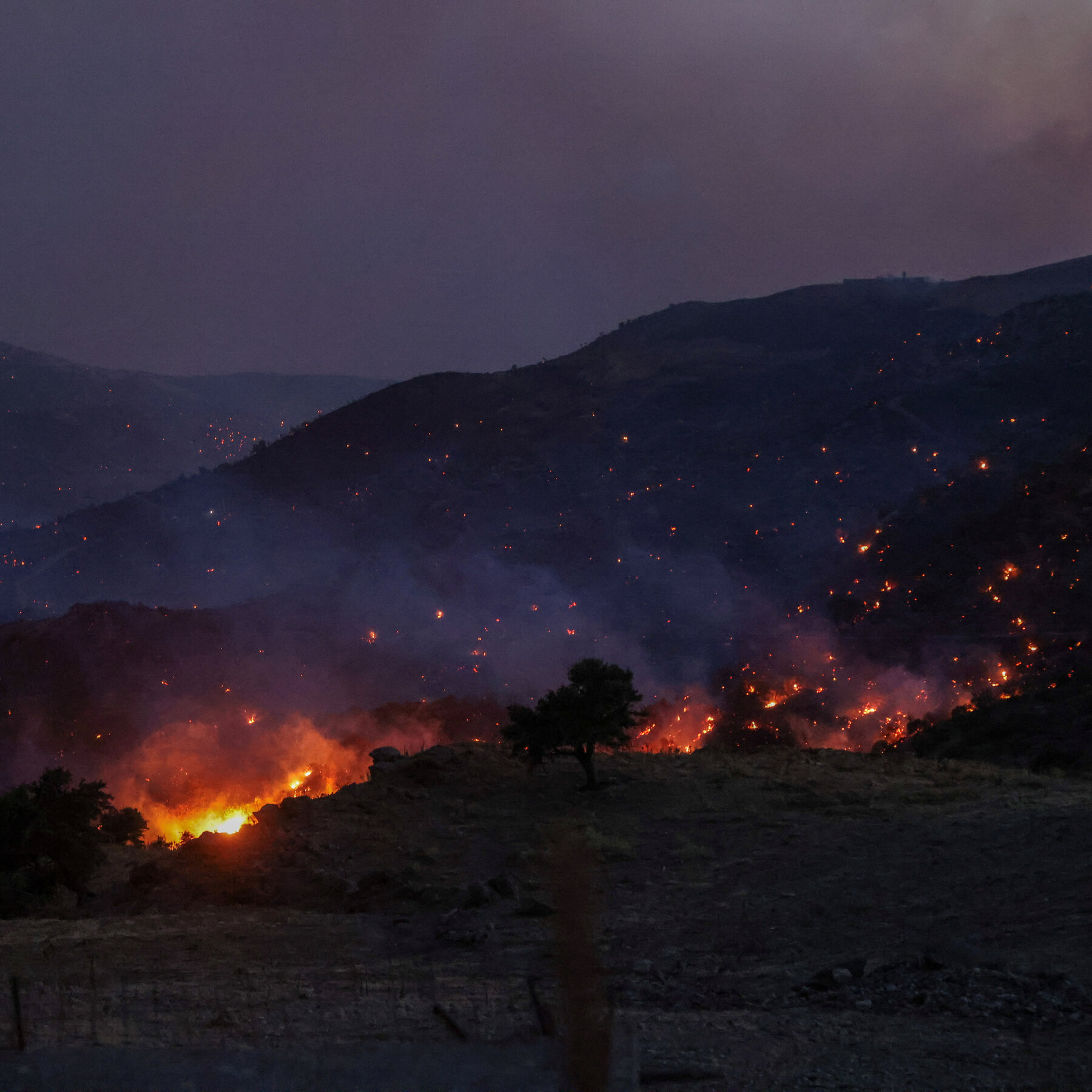 ‘Nightmarish’ Wildfire in Crete Kills Two Firefighters as Thousands Evacuate