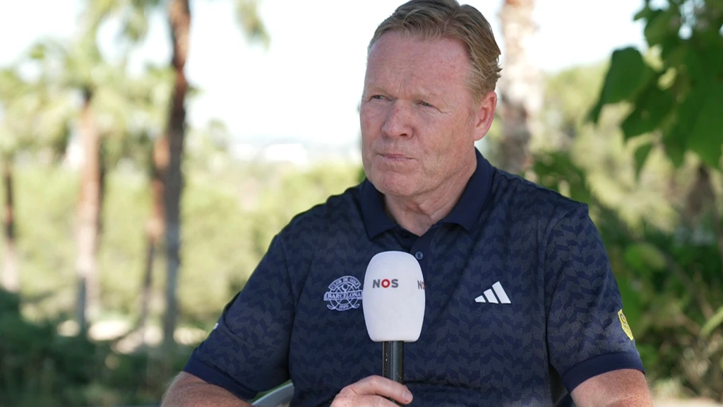 Koeman verwacht Depay zondag terug op veld: 'Geeft soms wel hoofdpijn'