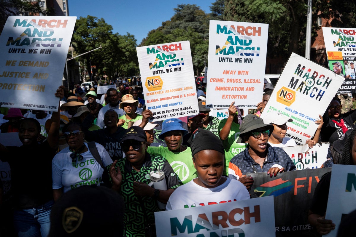African nations warn citizens in South Africa to stay indoors after reports of xenophobic attacks