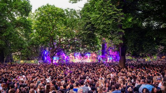 Manager Ronnie Flex en Lil' Kleine over Matrixx at the Park: 'Hooligans komen om te knokken'