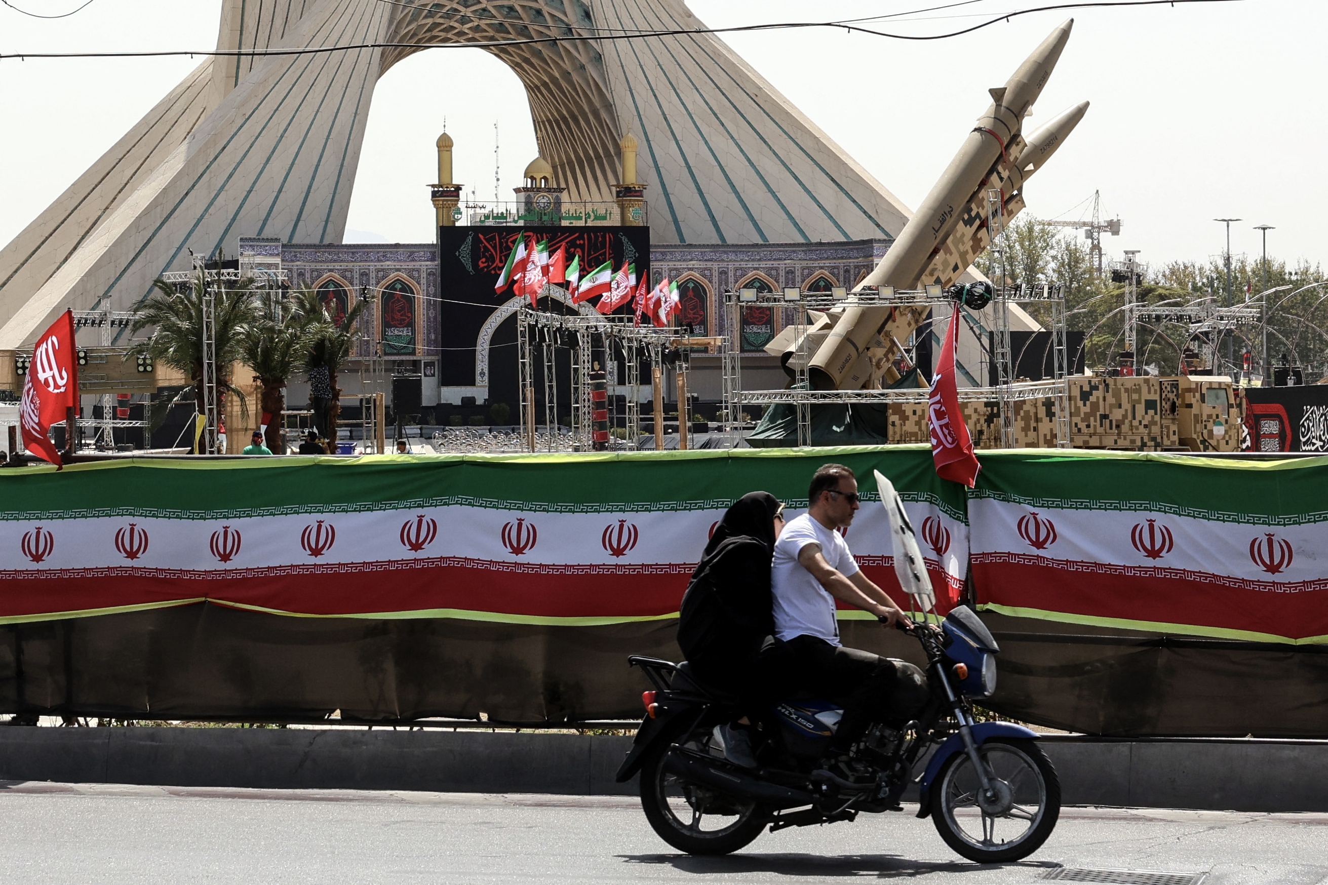 Trump threatens Iran escalation as tit-for-tat airstrikes continue