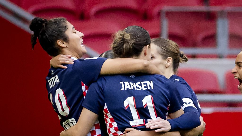 Voetbalsters PSV verslaan AZ en bereiken bekerfinale