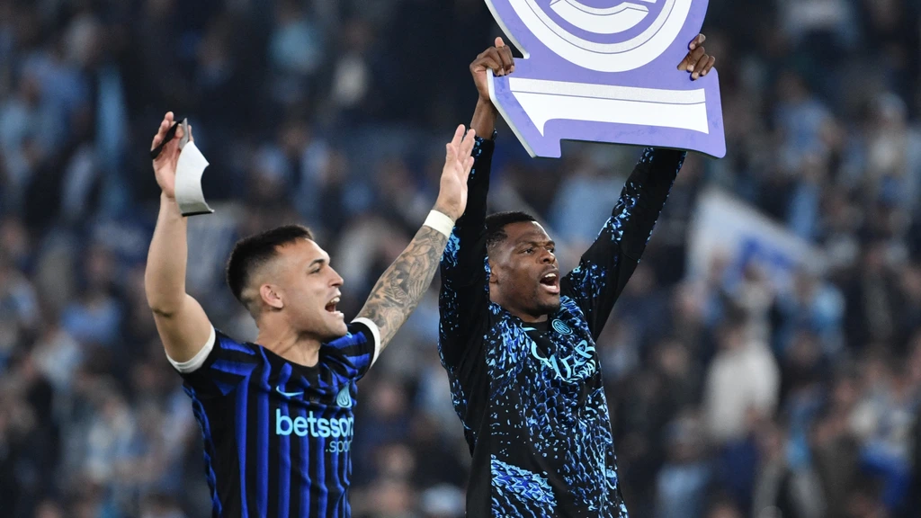 Inter pakt na landstitel ook Coppa Italia, Dumfries belangrijk met assist