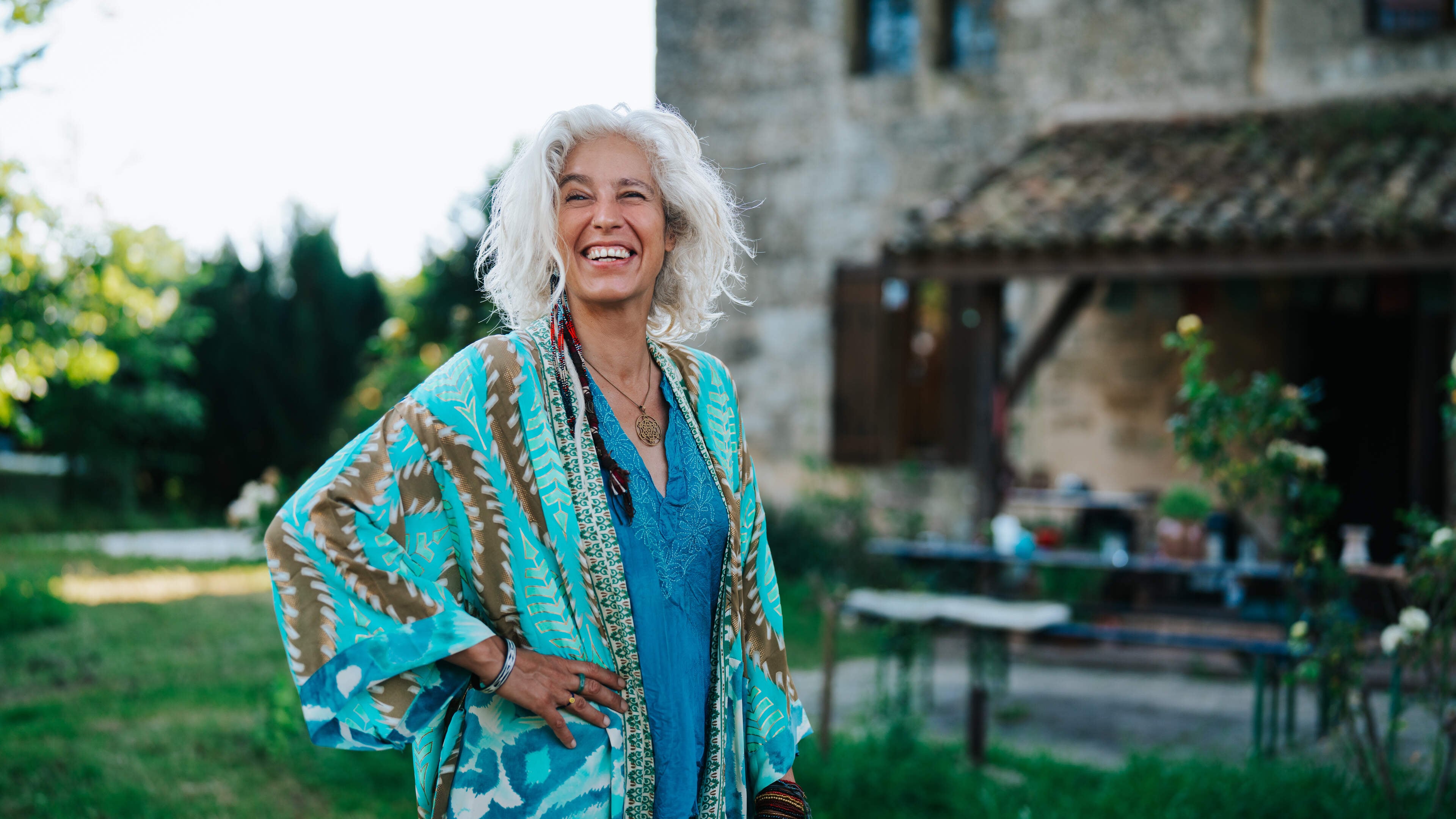 Overleden vader B&B vol liefde-deelnemer Nisha Tara had zeer bijzonder leven: ’Ik herinner mij jouw dansjes met Beatrix’