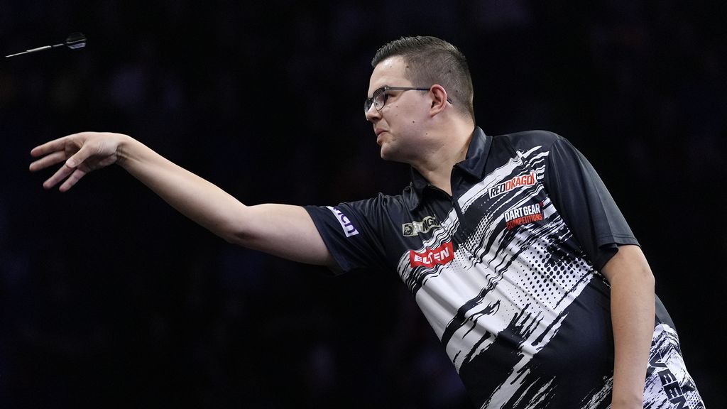 Van Veen verliest finale negende speelavond Premier League, Littler boos na nederlaag