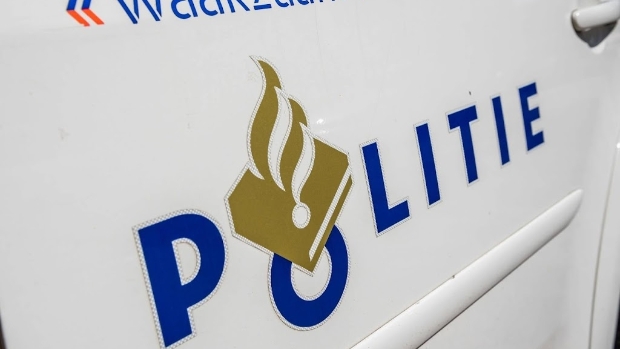 Woningen ontruimd om brand na mogelijke explosie in Stadskanaal