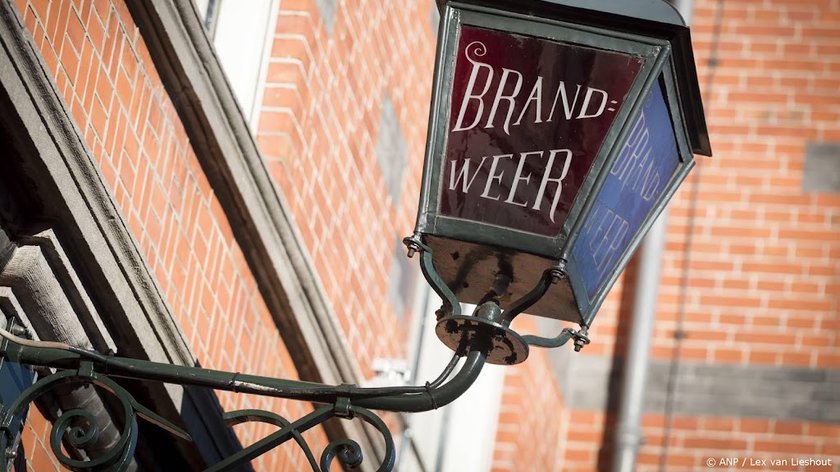 Gewonde door grote brand in woning in Drentse Bovensmilde