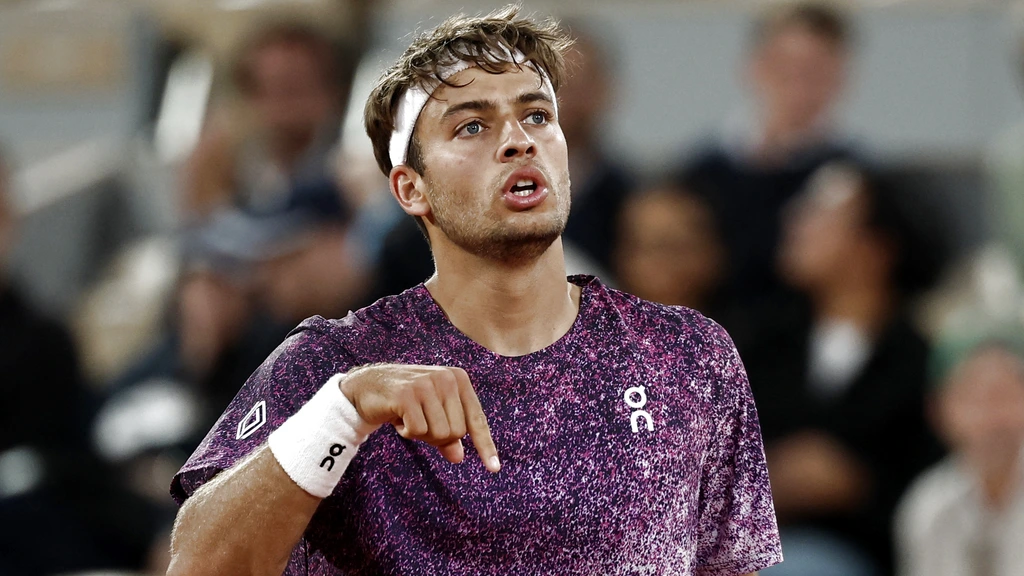 Cobolli op Roland Garros voor het eerst naar halve finale grandslamtoernooi