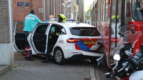 Aanrijding tussen politieauto en tram