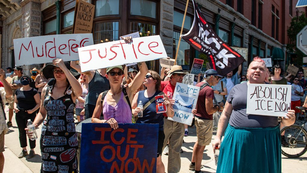 Demonstratie tegen ICE in Biddeford na doodschieten Colombiaanse migrant