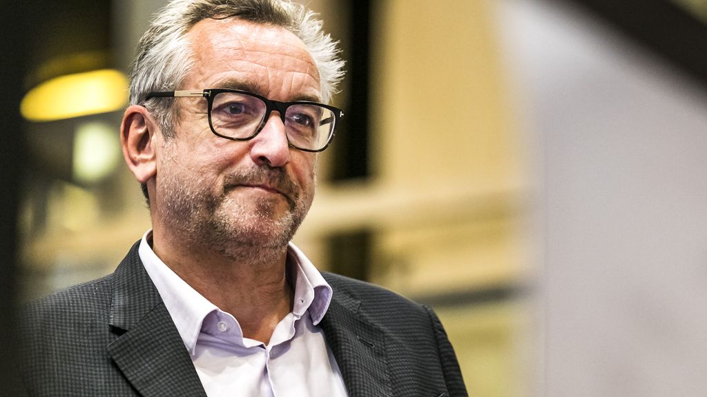 Oud-NRC-hoofdredacteur Vandermeersch op non-actief vanwege verzonnen AI-citaten