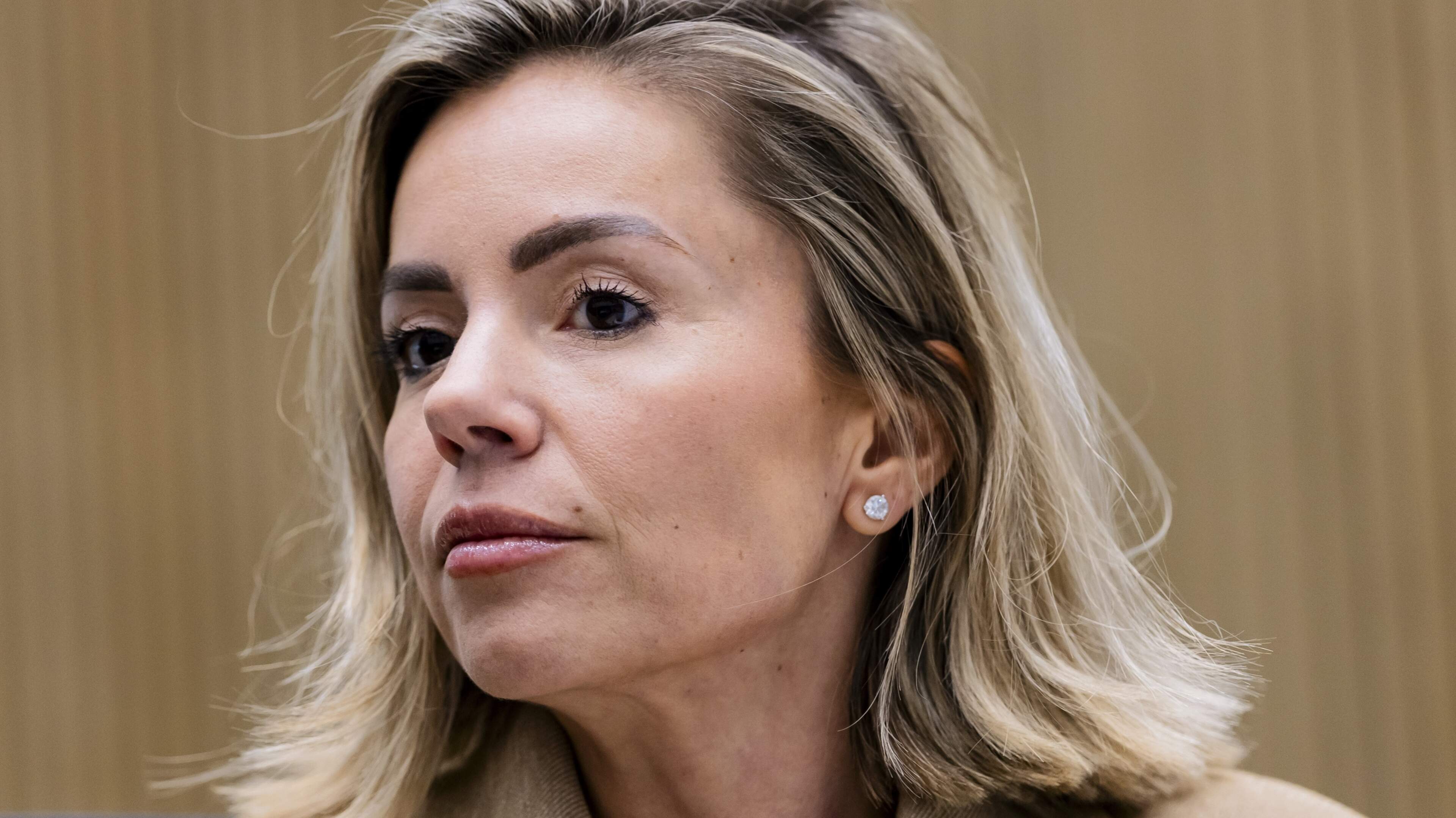 Yvonne Coldeweijer wint kort geding tegen Talpa Network, bedrijf van John de Mol moet megasalaris blijven betalen: ’Heel blij’