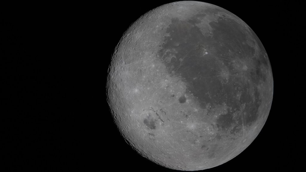 Artemis II bereikt achterkant maan en vestigt afstandsrecord