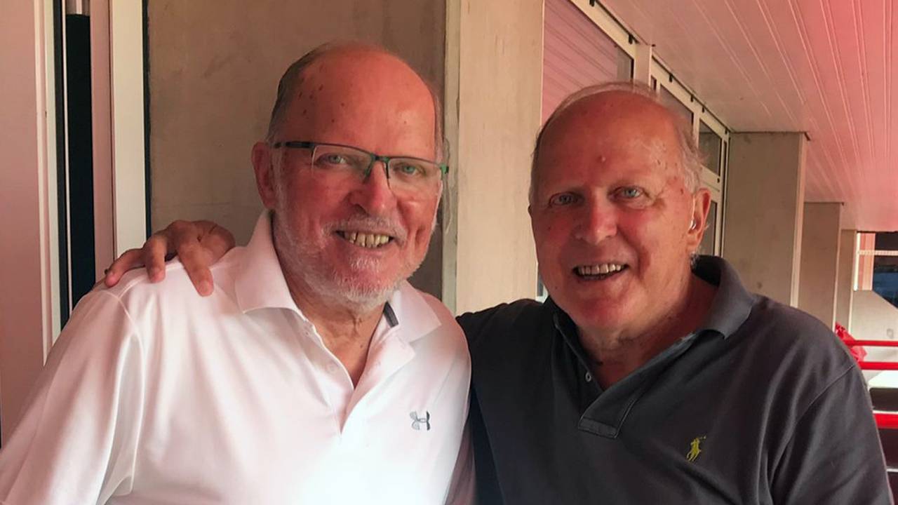 Willy en René storen zich aan lakse Yarek: 'Linssen had plat gemoeten!'