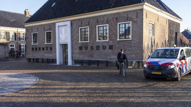 Kabinet betaalt 5,7 miljoen euro voor kunstroof Drents Museum
