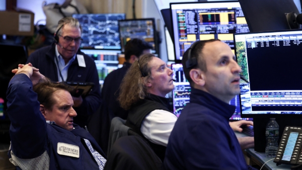 AI-bots op de beurs zijn risico voor ‘fundamenteel onzekere’ economie, waarschuwt AFM