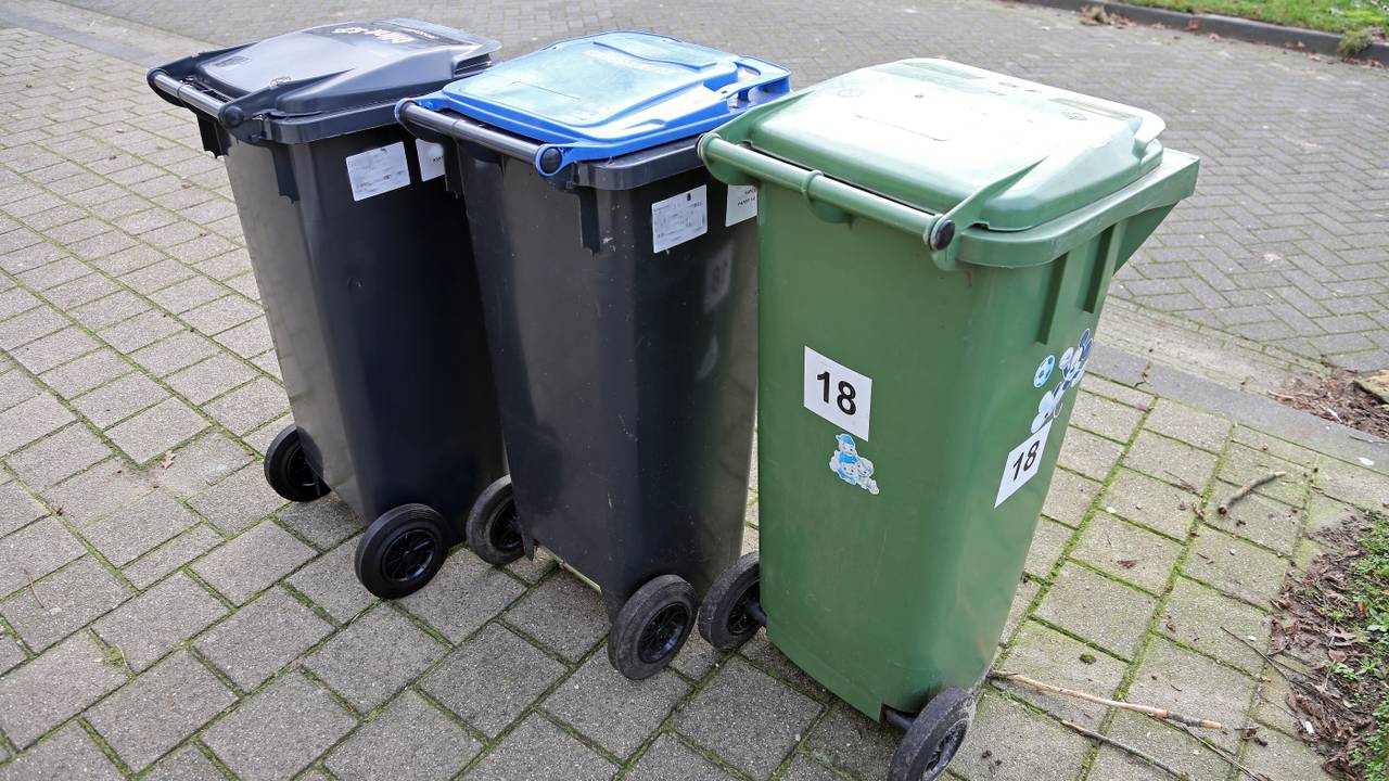 Vuilnis in veel plaatsen eerder opgehaald vanwege de hitte
