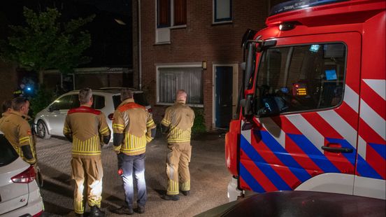Knallen en brand bij woning in Utrecht