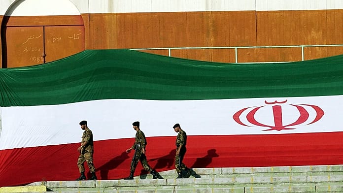Iran publicly executes two Isfahan protesters despite UN calls to stop