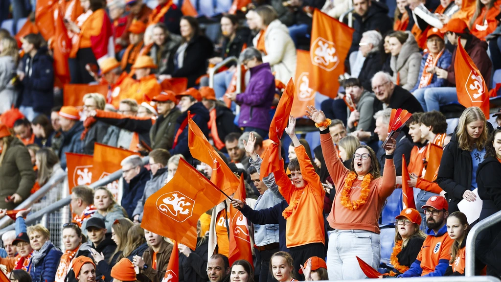 Ambassade VS waarschuwt Nederlandse WK-fans: plan extra reistijd in