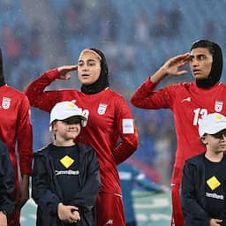Nog drie Iraanse voetbalsters terug naar huis na asielaanvraag in Australië