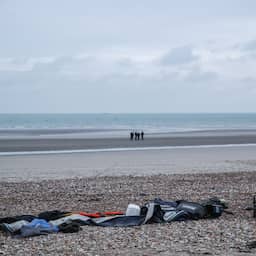 Vier doden bij oversteken Kanaal naar Engeland op drukke dag voor kustwacht