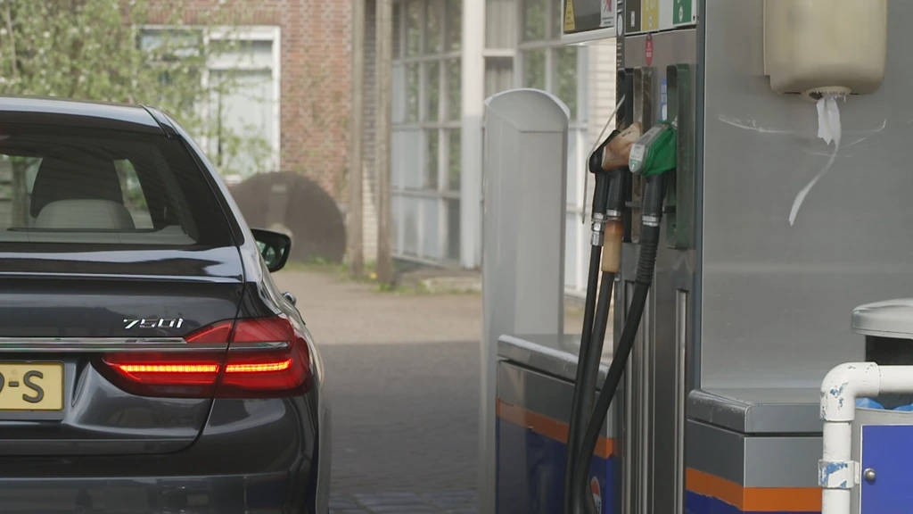 Lease-auto op benzine mag vaak nog bij kleinere werkgever, maar 'brandstofboete' dreigt