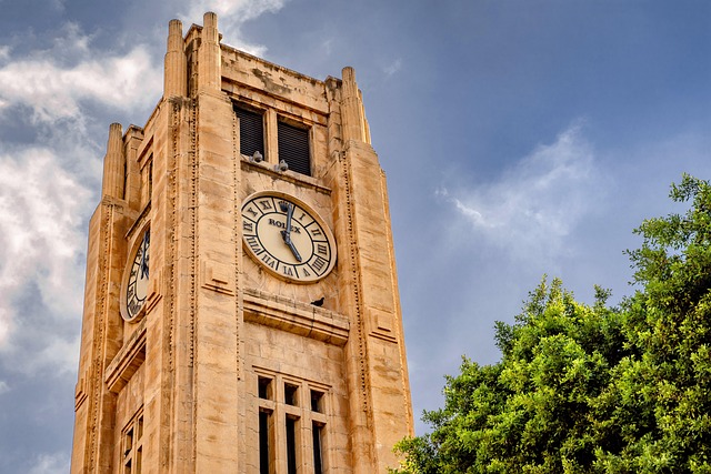 One Lebanese soldier killed, Israel expands buffer zone in southern Lebanon