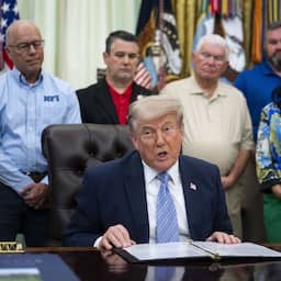 Rechter houdt plan Trump voor strengere regels rond briefstemmen overeind