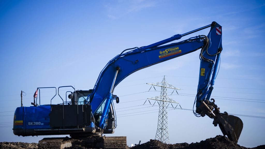 Fors meer kabels en transformatorhuisjes, maar wachtlijsten stroomnet groeien