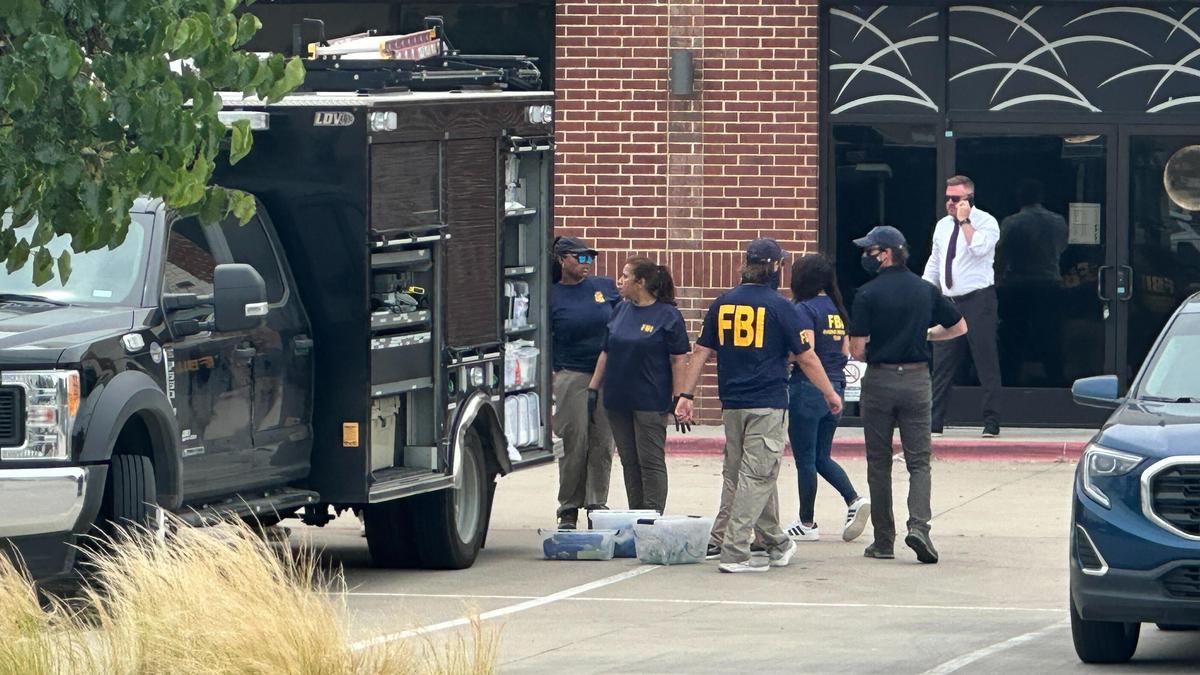 Two killed, three injured in shootings at shopping centre in Texas