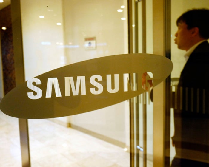 Samsung memory chip staff in line for £310,000 bonuses after AI profit-sharing deal