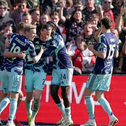 Wijndal, Weghorst en mogelijk Klaassen terug bij Ajax voor 'pittig' duel met Utrecht