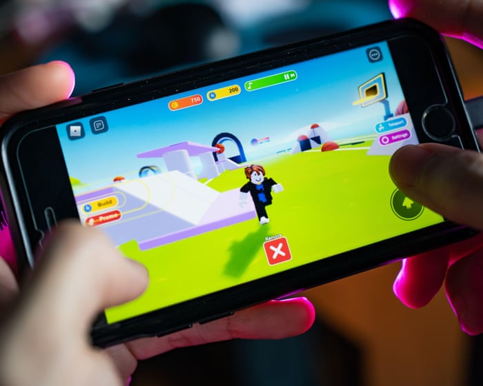 Parents are helping their children bypass Roblox age checks and play as adults