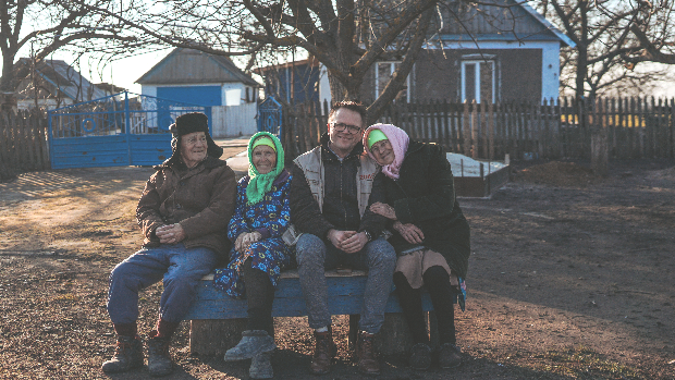 Verbinding op een bankje