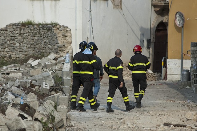 Venezuela quake death toll tops 5,000 as IMF releases recovery funds