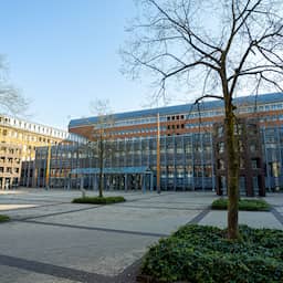 Stel krijgt lange celstraffen voor 'weerzinwekkend' misbruik van oppaskinderen