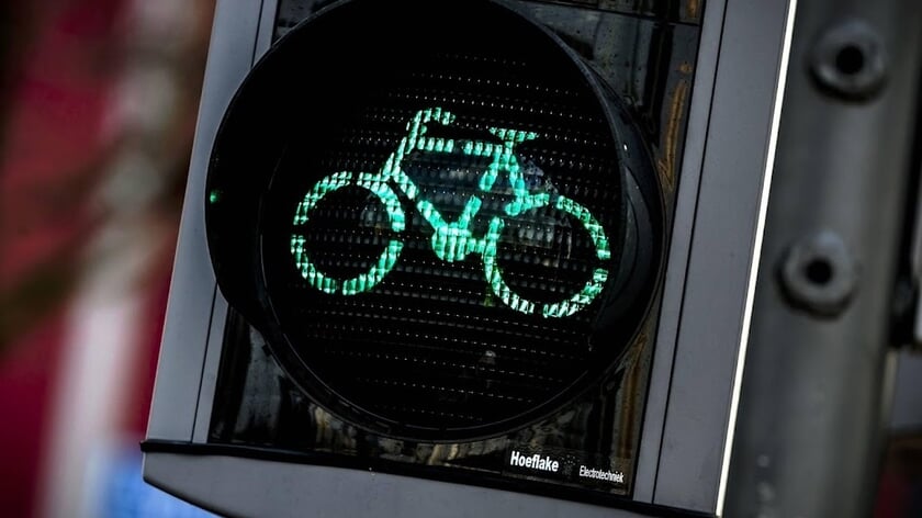 Fietsers krijgen sneller groen licht met speciale app