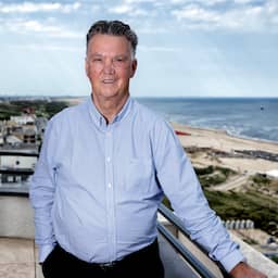 Louis van Gaal staat open voor bondscoachschap Oranje: 'Wil KNVB altijd helpen'