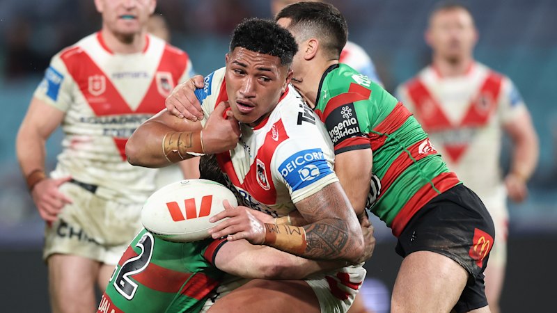 Dragons prop leaves training in ambulance after collision