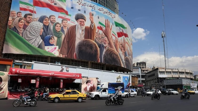 Trump: Teheran zegt dat Iran op instorten staat