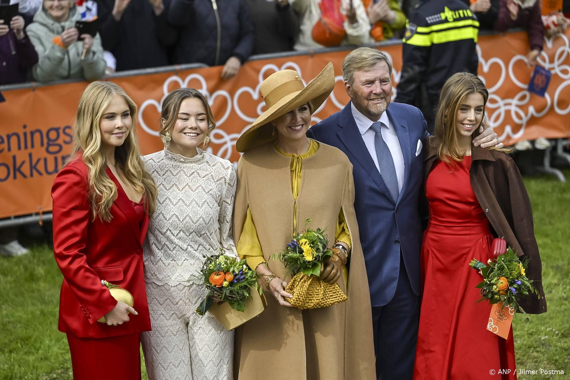 Koninklijke familie aangekomen in Dokkum voor Koningsdag