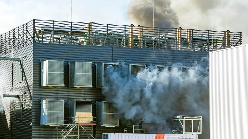 Storingen door brand datacenter: huisartsen getroffen, Universiteit Utrecht morgen dicht