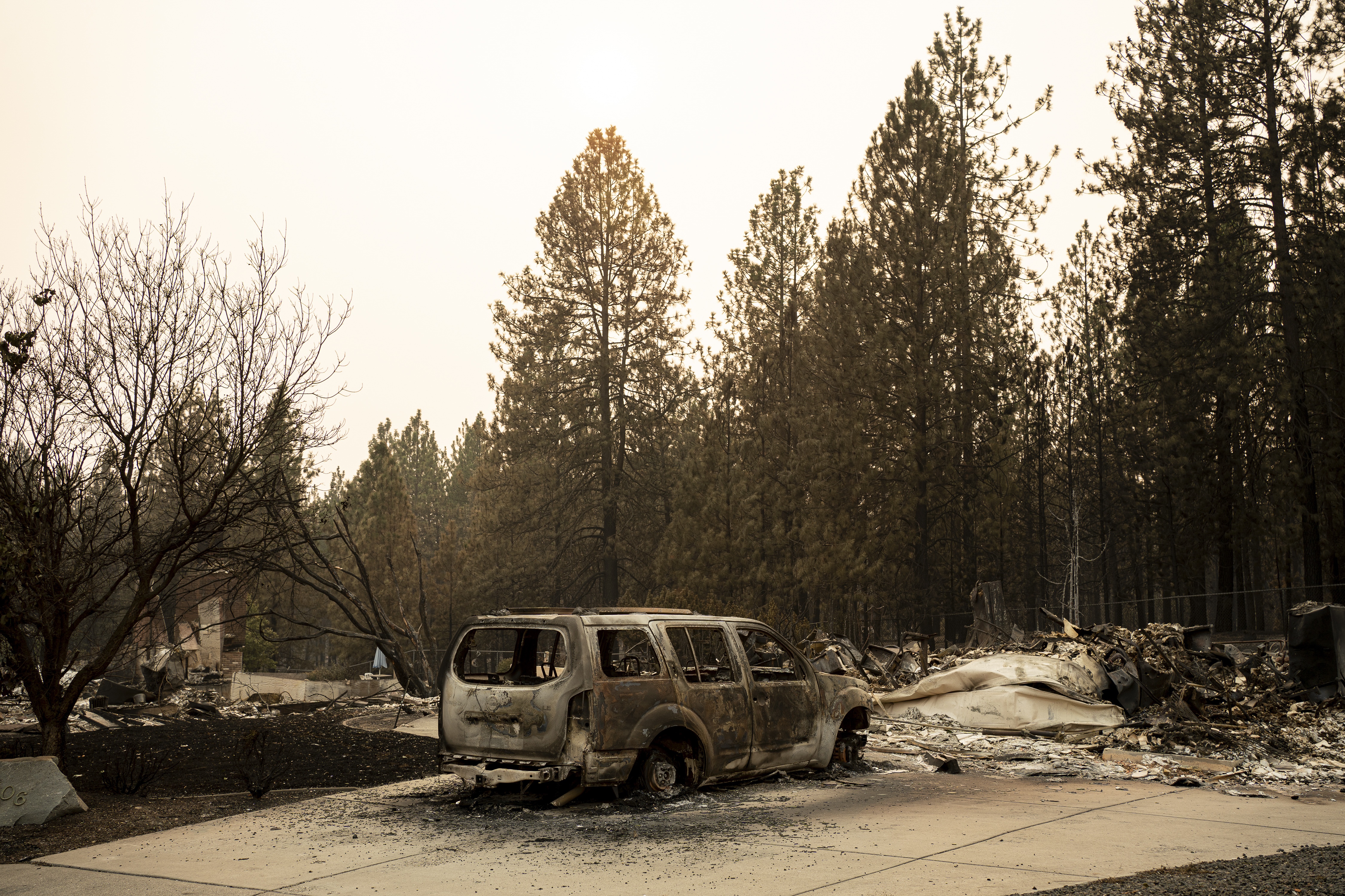 Authorities arrest an arson suspect in connection with wildfires in Spokane