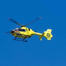 Bestuurder overleden nadat auto door botsing te water was geraakt in Kwintsheul