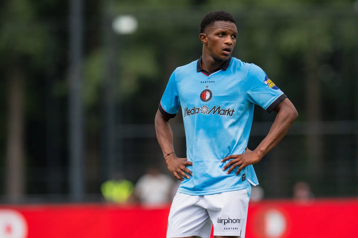 Read aanvoerder bij Feyenoord, Ernst onder de lat