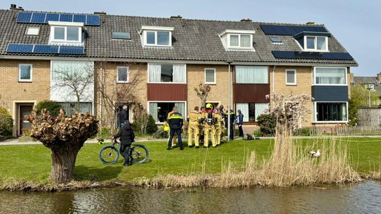 Brand in schoorsteen van huis