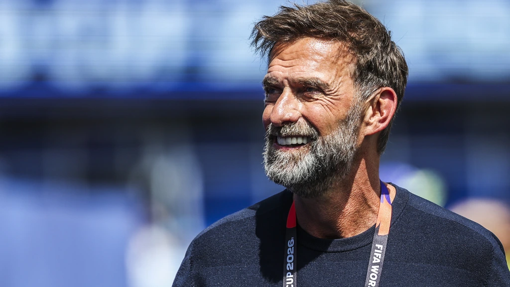 Duitsland presenteert Klopp als nieuwe bondscoach, hij debuteert tegen Oranje