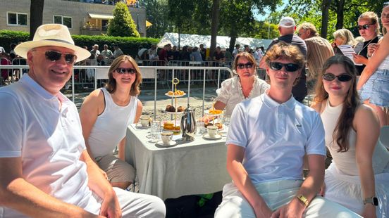 Paardenmarkt trekt volle straten: 'Echt een ouderwets dorpsfeest'