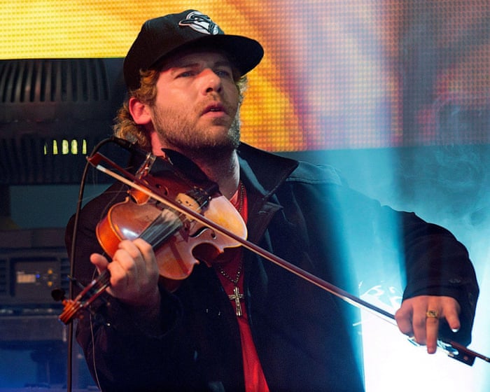 Canadian fiddler sues Google after AI Overview wrongly claimed he was a sex offender